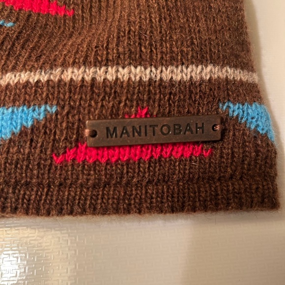 Manitoban Mukluks Hat - Picture 3 of 5